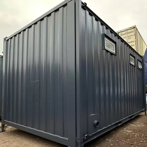 Bloque de sanitarios 3 + 1 4,8 x 2,7 m