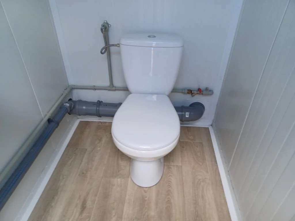 Contenedor sanitario doble de 2 cabinas