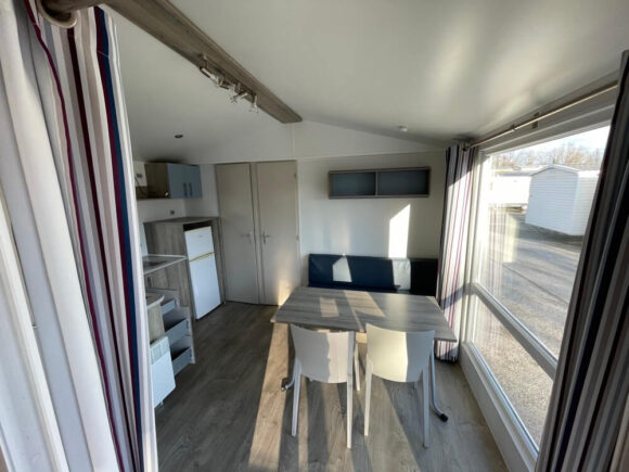 Casas Contenedoras IRM con Terraza de Madera