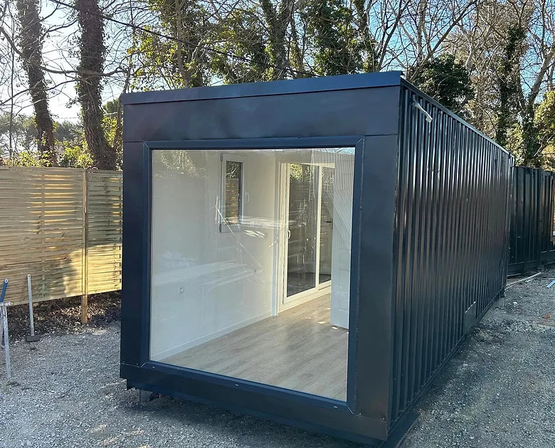 Contenedor habitable de 20 m² – Diseño moderno con kitchenette