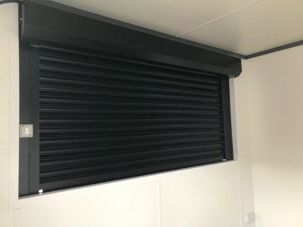 Contenedores Outlet Shipping 10ft x 8ft Cladded Food/Drink