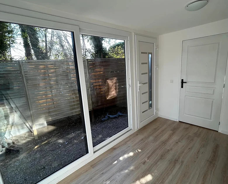 Contenedor habitable de 20 m² – Diseño moderno con kitchenette